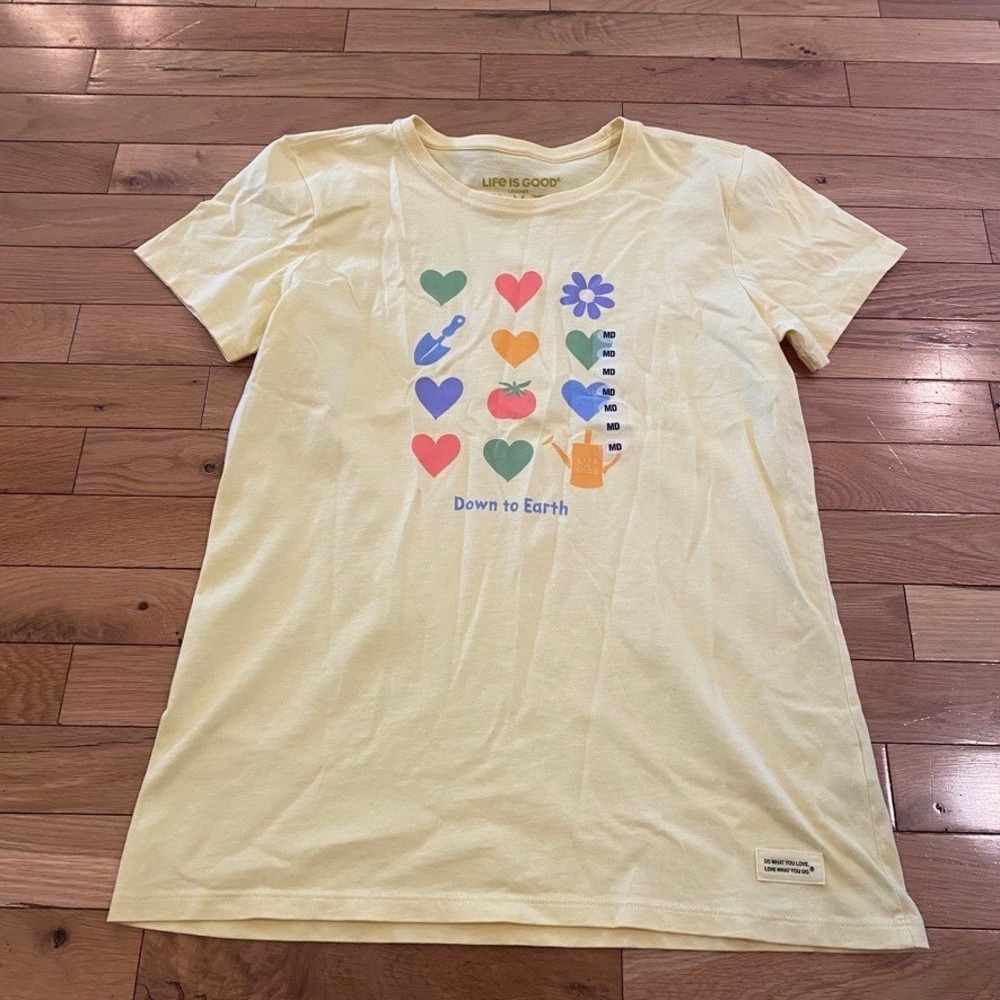 Life Is Good Womens Crusher Tee Yellow Down to Earth Garden Graphic Shirt M